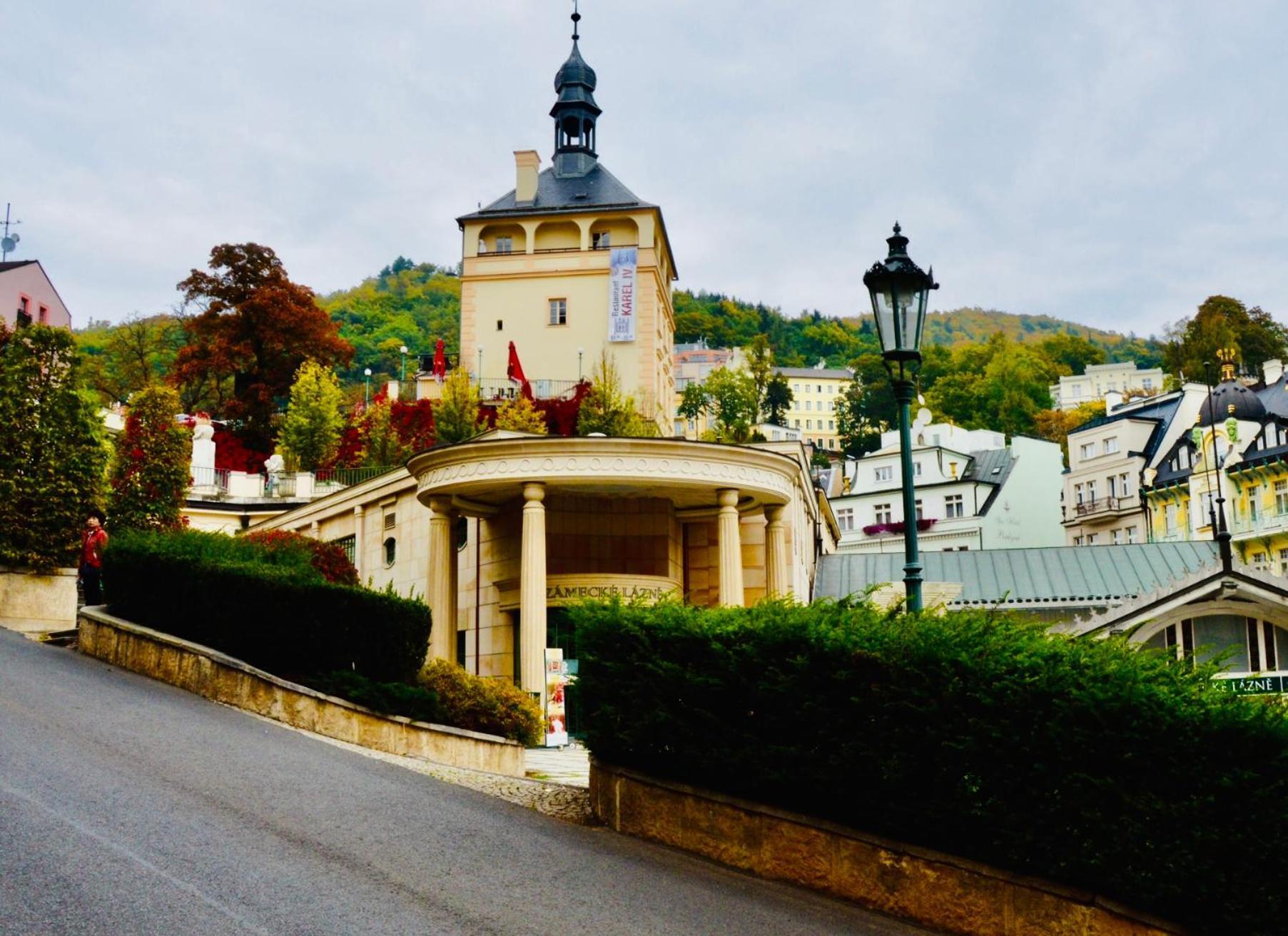 Artflora Kv Premium Lejlighed Karlovy Vary Eksteriør billede